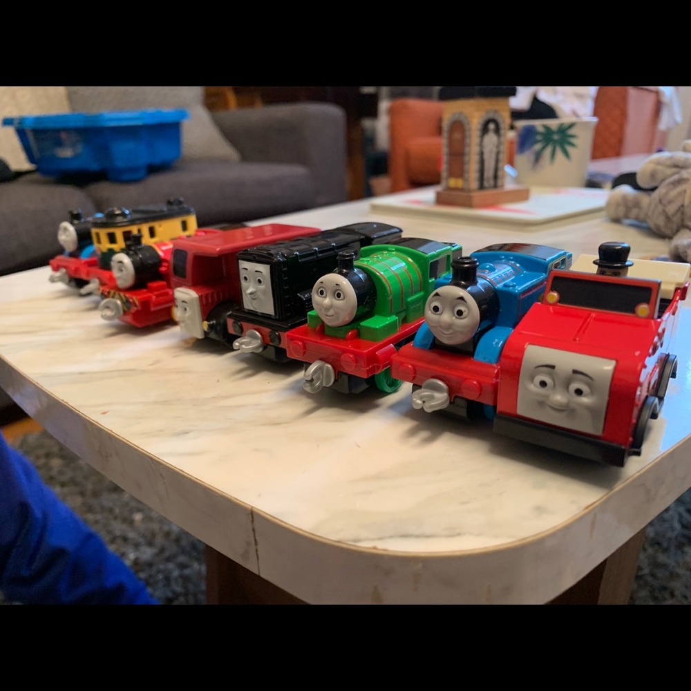 8 Metal Thomas Figures